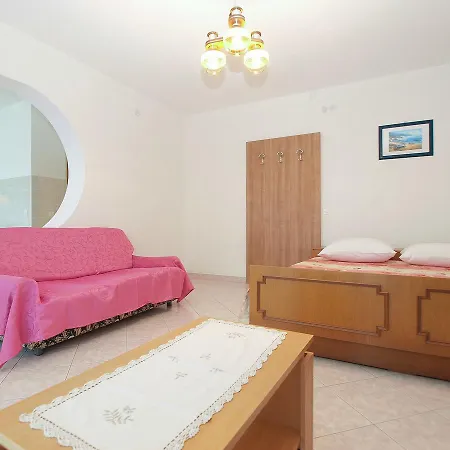 Daire Silvano 1563 Pula