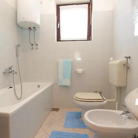 Silvano 1563 Apartman