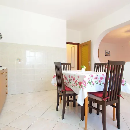 Appartement Silvano 1563 Pula