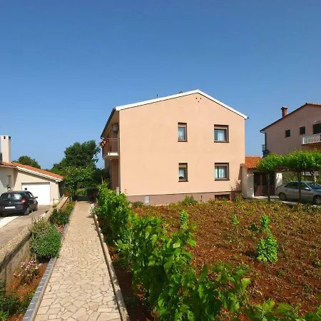 Appartement Silvano 1563 *