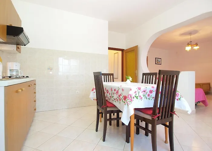 Daire Silvano 1563 Pula